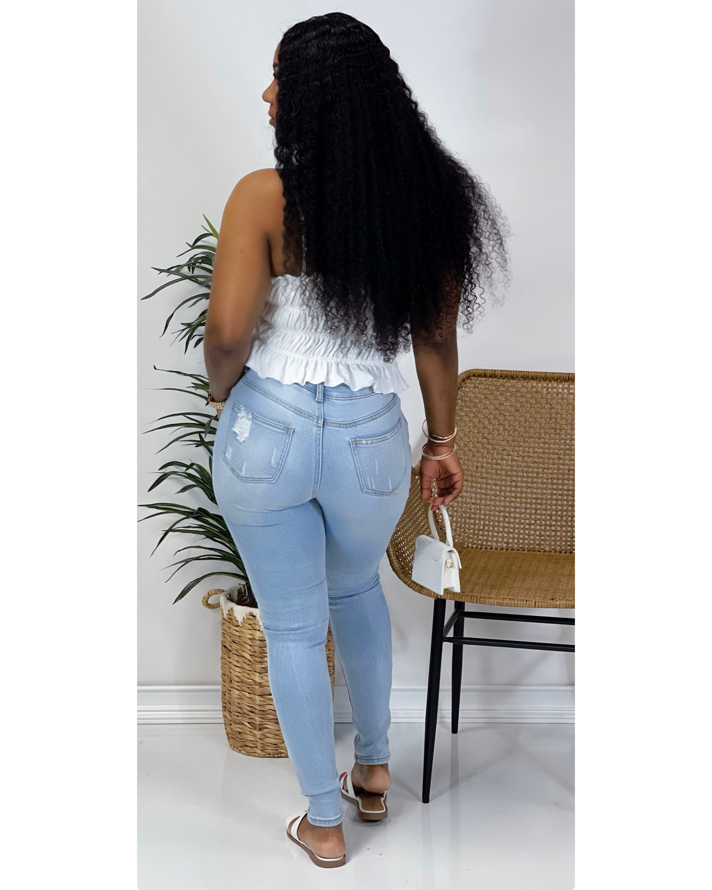 Ari Denim Distressed Jeans