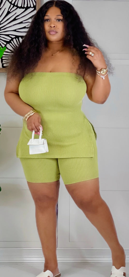 It’s Giving Moss Green Set